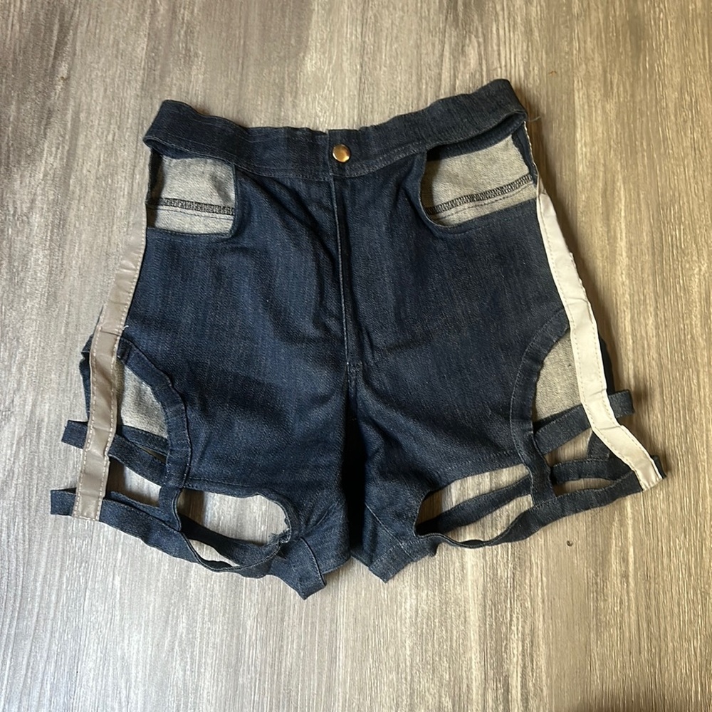 ESQ RARE cage style reflective shorts SZ 24-26